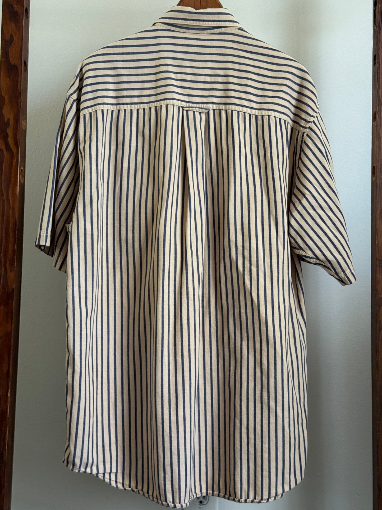 Vintage Eddie Bauer Cotton Short Sleeve Button Down in Tan/Denim