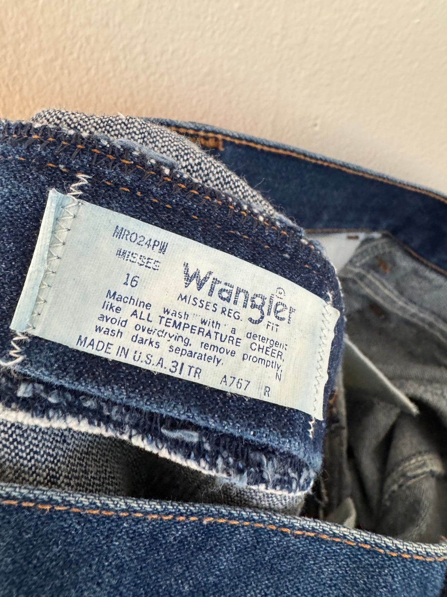Vintage Wrangler Misses High Waist Jeans in Dark Blue