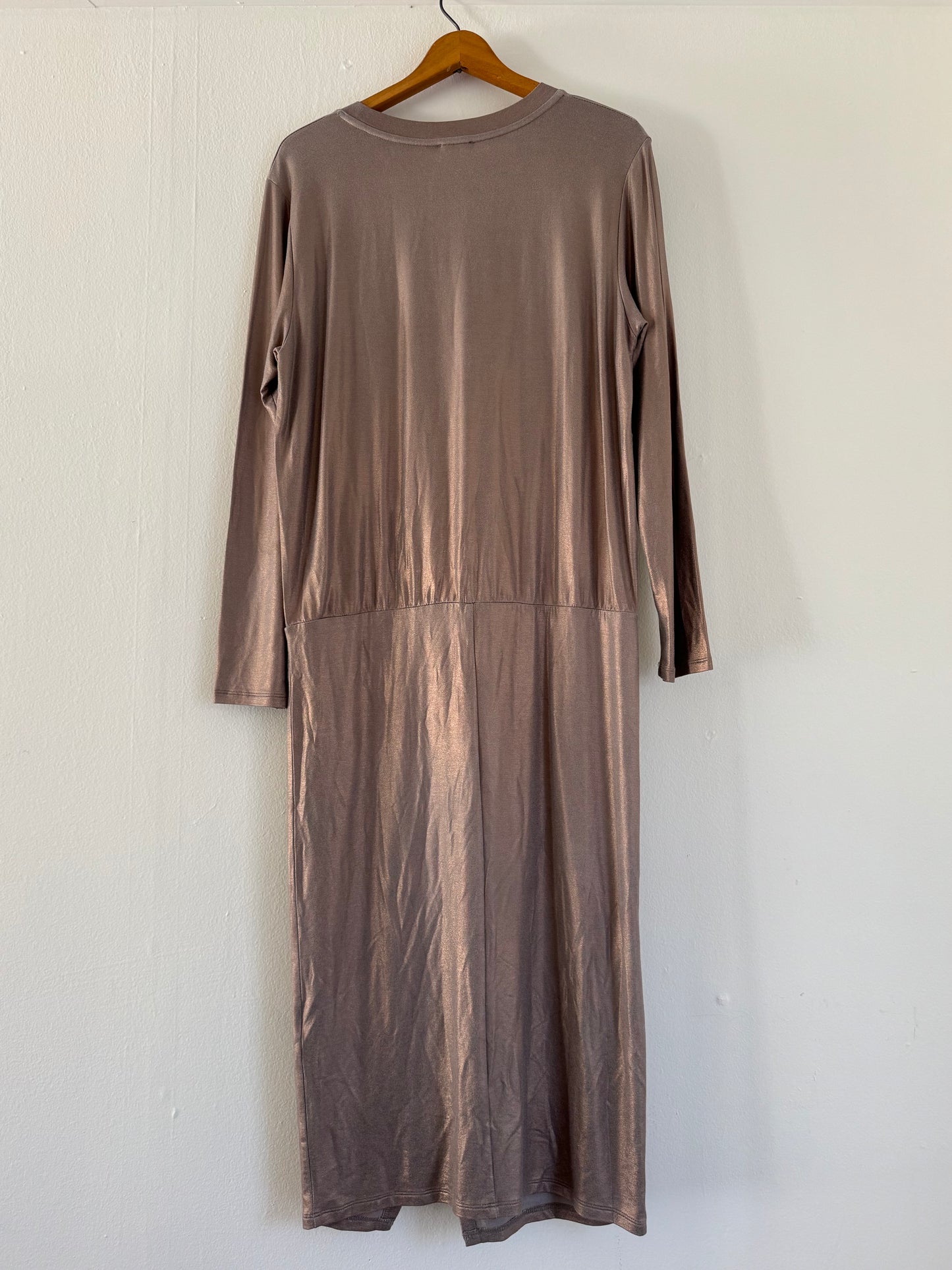 Stylein Metallic Tee Dress in Tarnished Gold