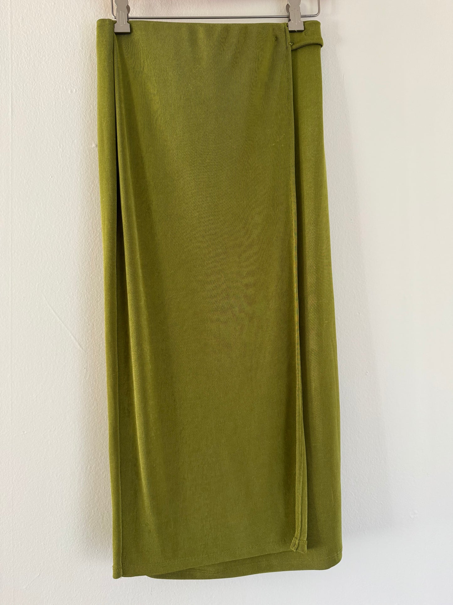 Bettina Star Slinky Skirt in Avocado