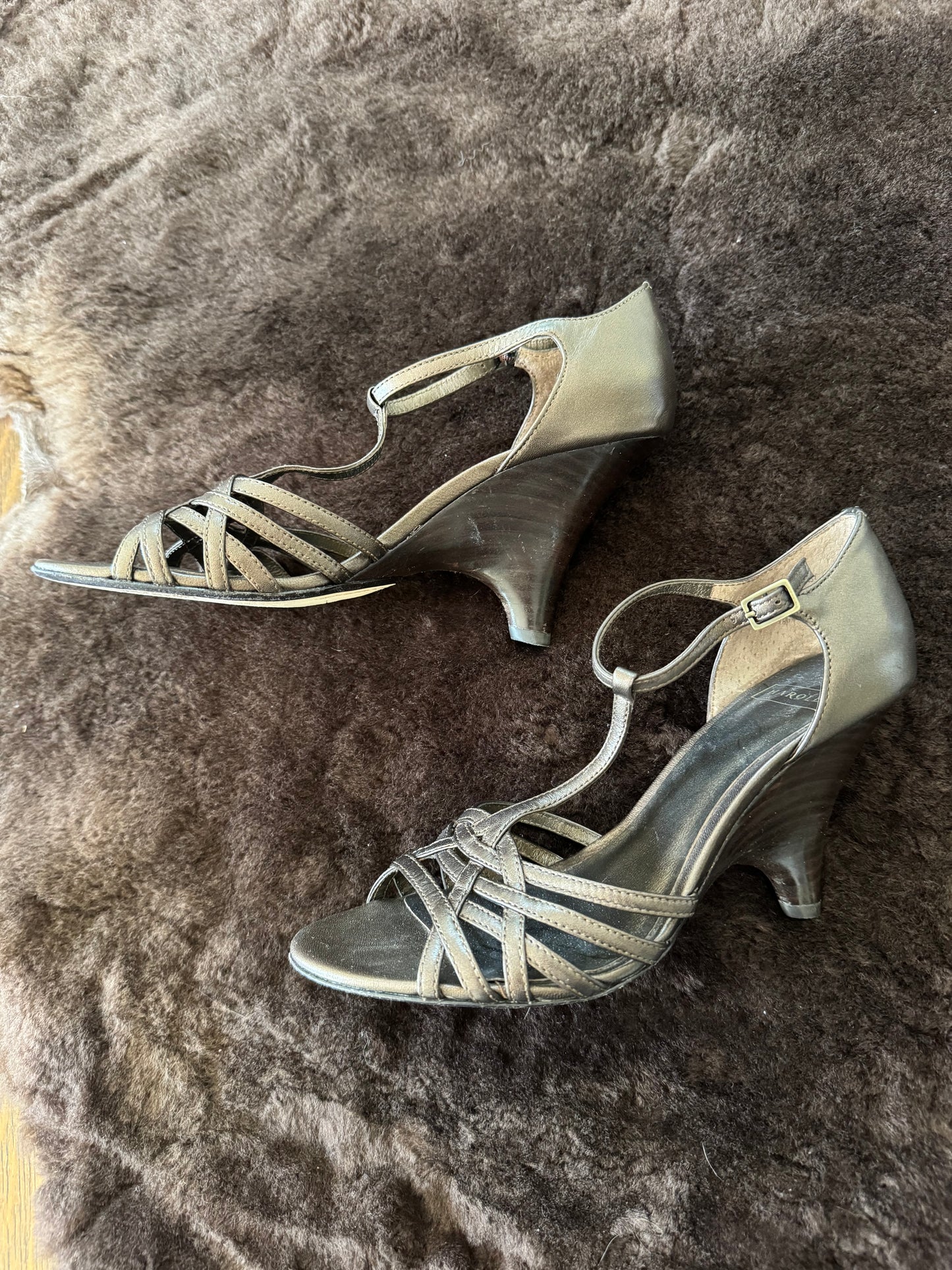 Harold's Bronze Leather Wedge Sandals