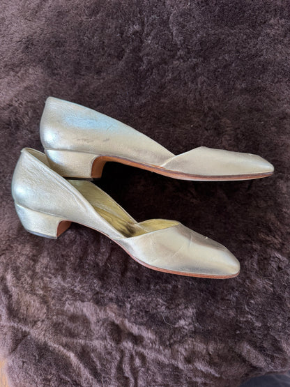 Vintage Ottorino Bossi Shoes in Gold