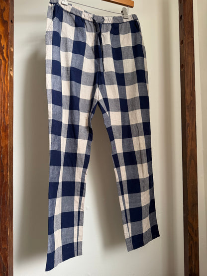 Reclaimed Samuji Cotton Plaid Pant in Navy/Tan