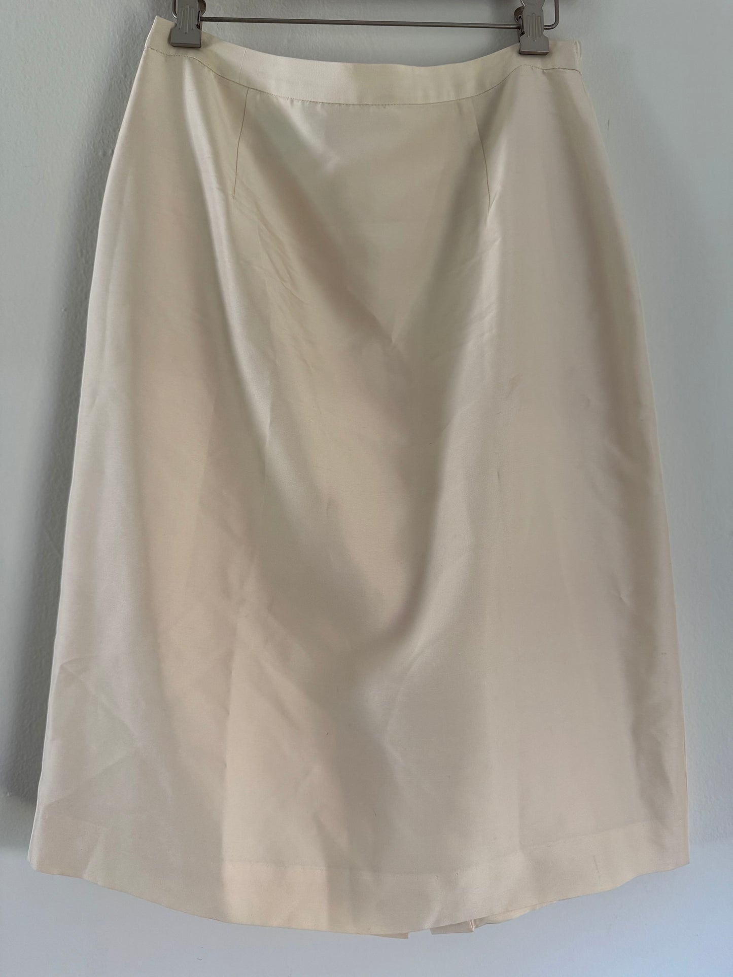 Donna Morgan Silk Skirt in Cream