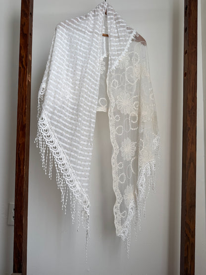 Reclaimed White Wrap in White