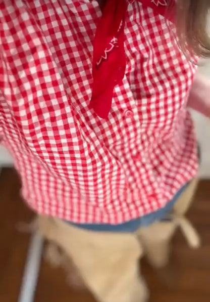 Vintage Gingham Short Sleeve Button Down Shirt in Red