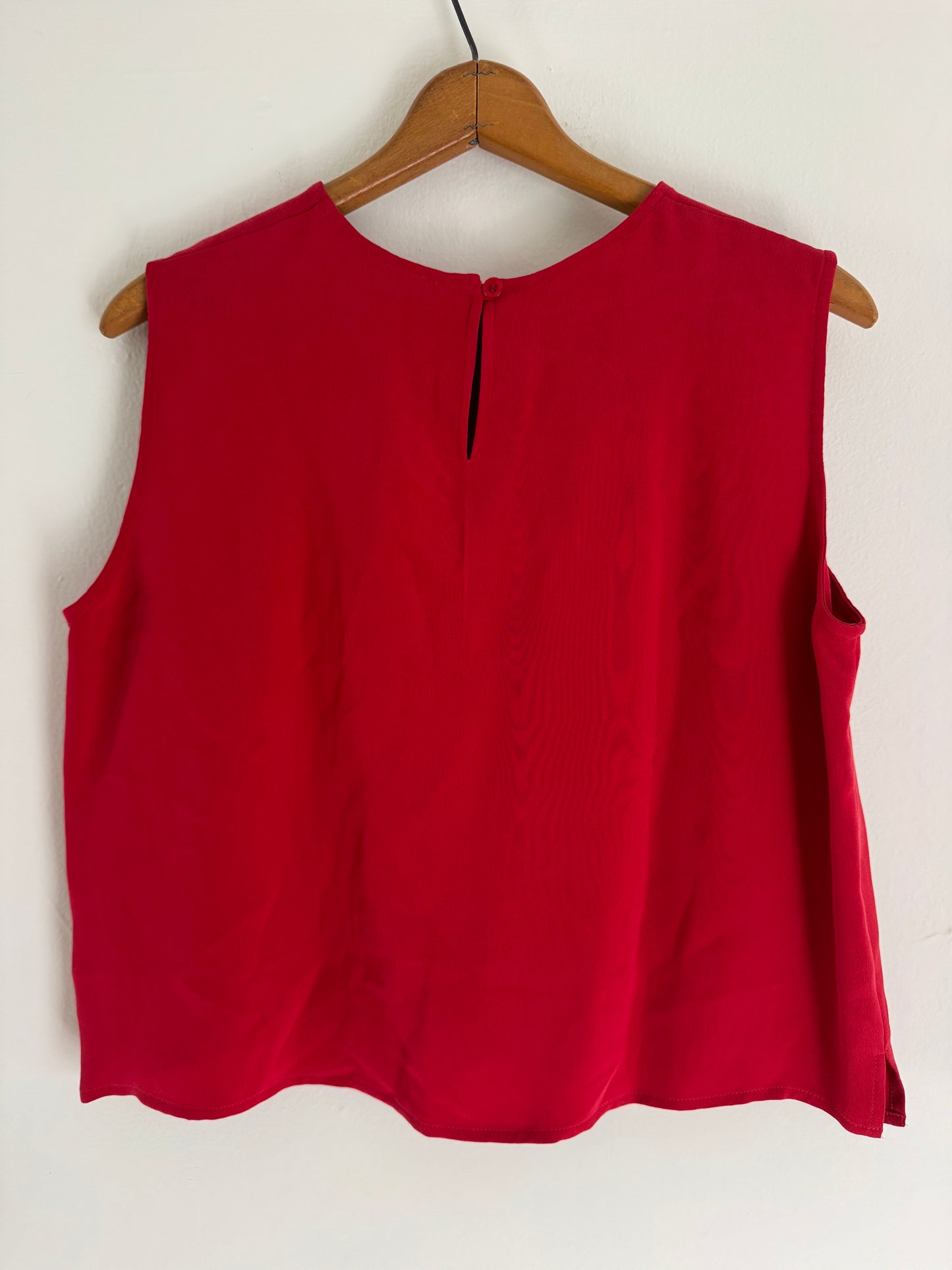 Winter Silks Cropped Silk Tank in Red