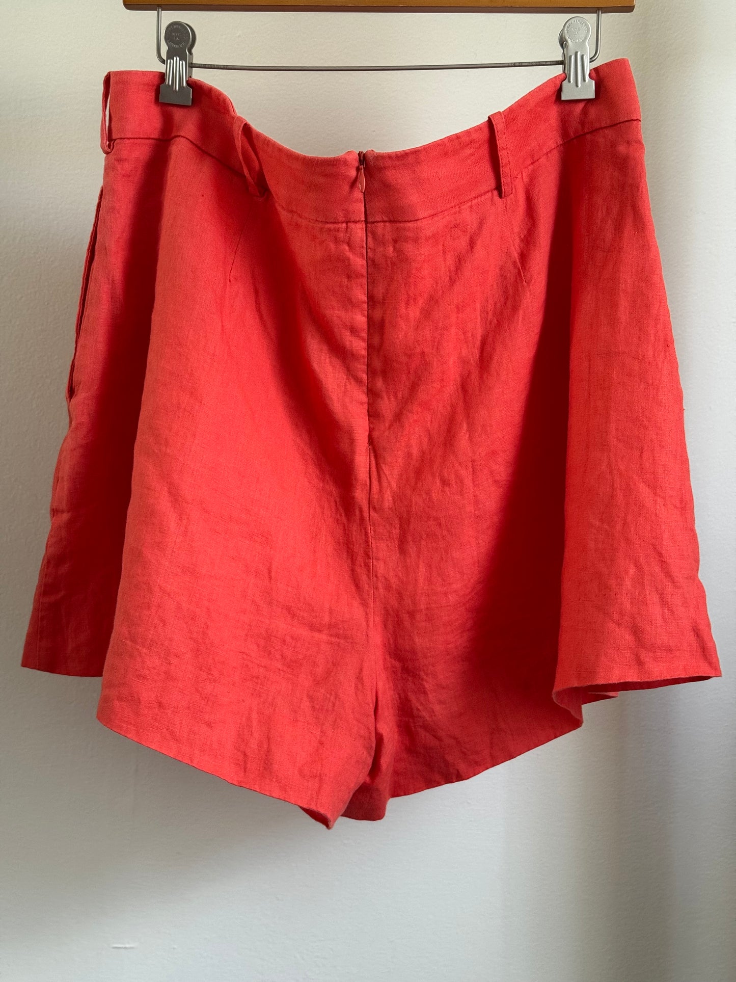 Reclaimed Banana Republic Linen Tap Shorts in Clementine