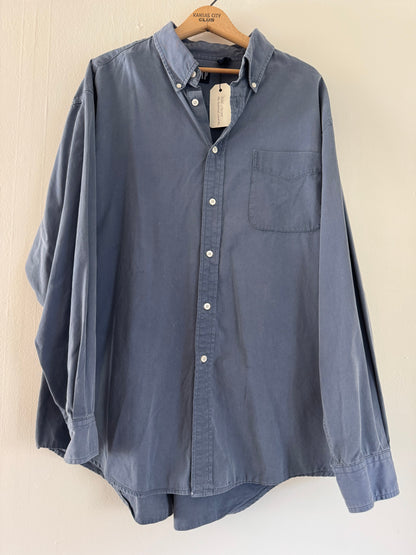 Gap Long Sleeve Pocket Button Down Shirt in Washed Out Blue