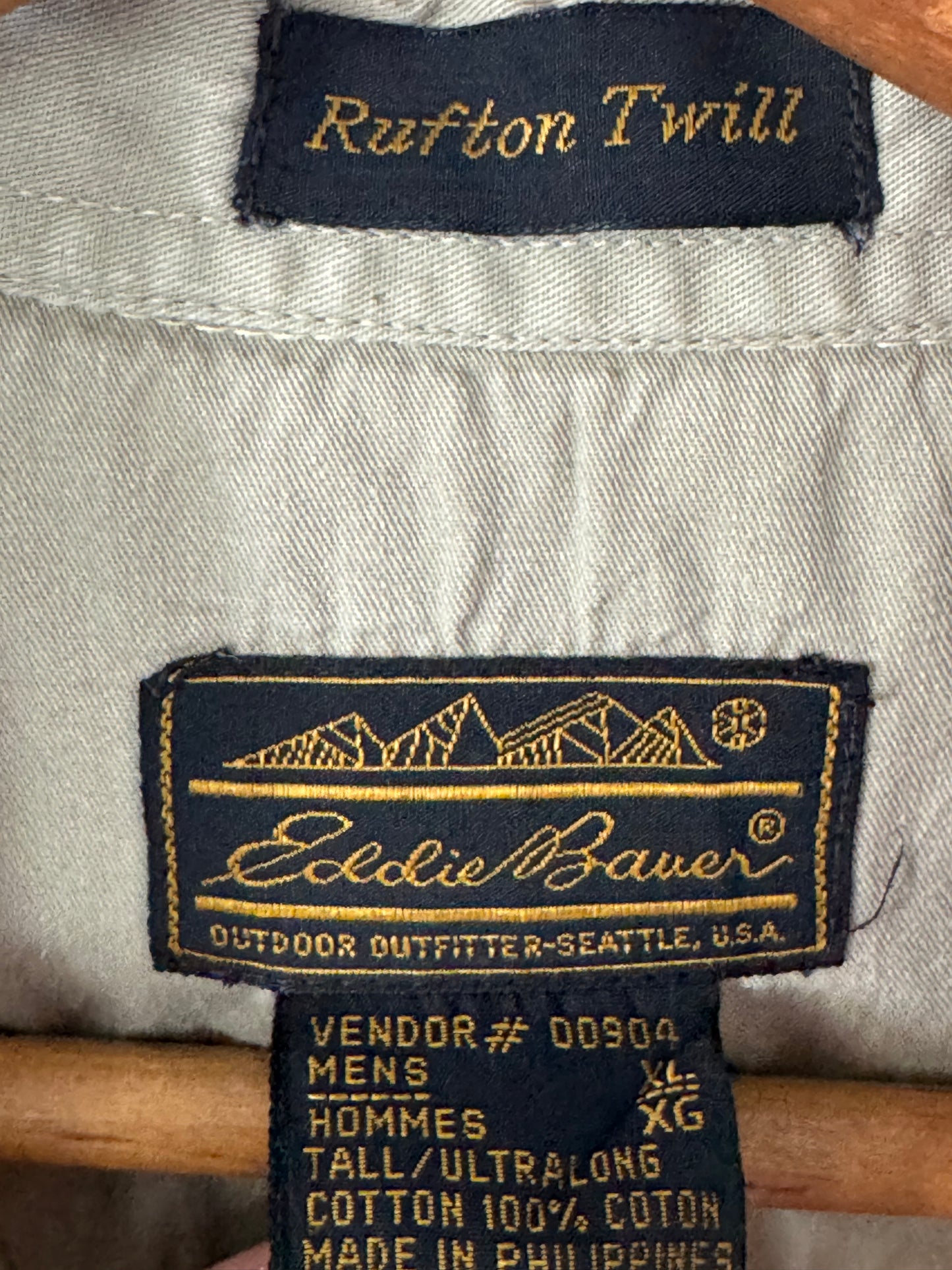 Vintage Eddie Bauer Cotton Short Sleeve Button Down in Tan/Denim