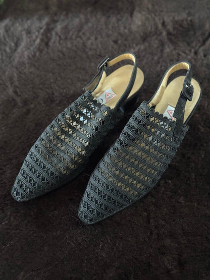 Guess Made In Spain Woven Shoes in Black