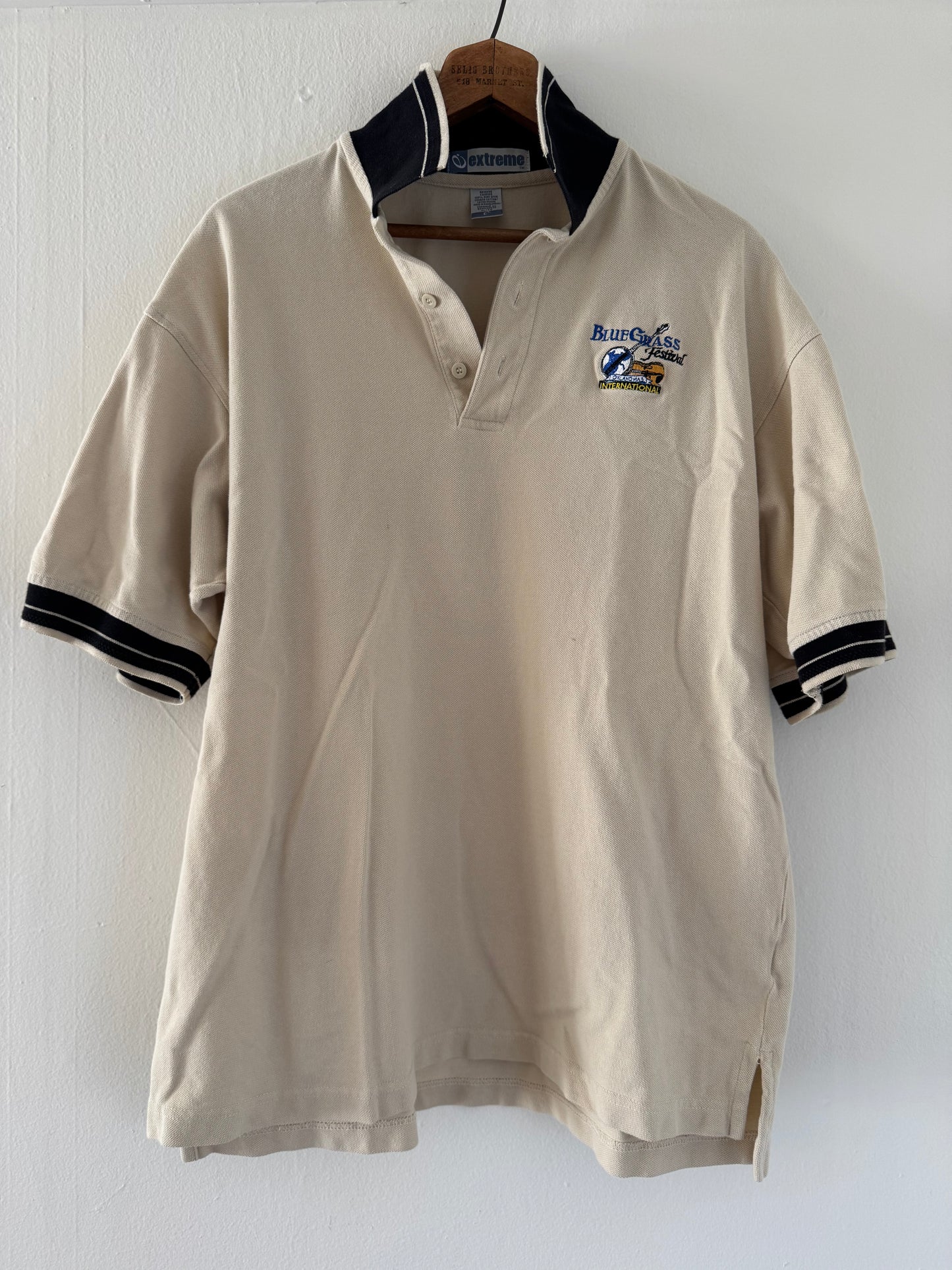 Bluegrass Festival Polo in Khaki/Black