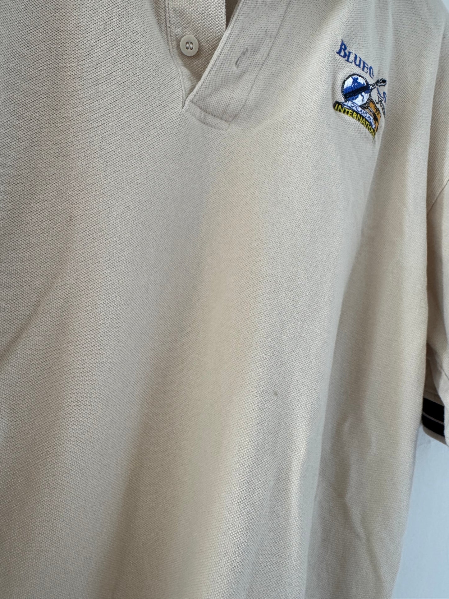 Bluegrass Festival Polo in Khaki/Black