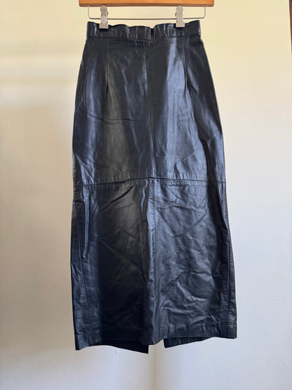 Vintage Leather Midi Skirt in Black