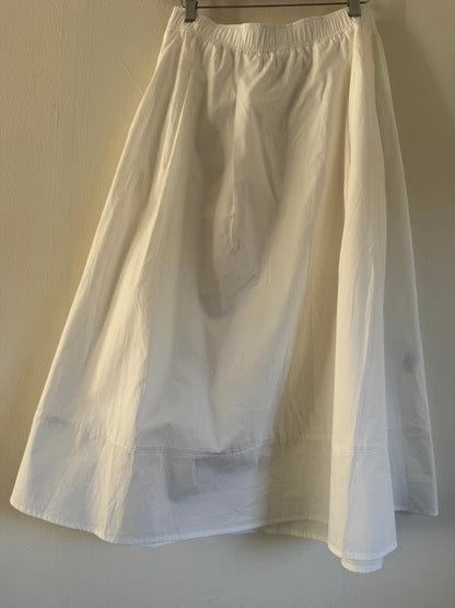 Sincerely Jules Crisp Cotton Full Skirt in White