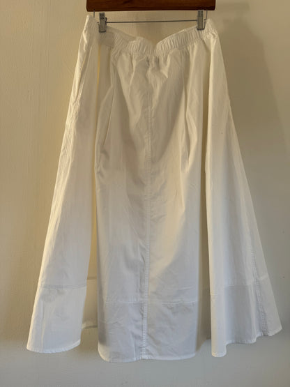 Sincerely Jules Crisp Cotton Full Skirt in White
