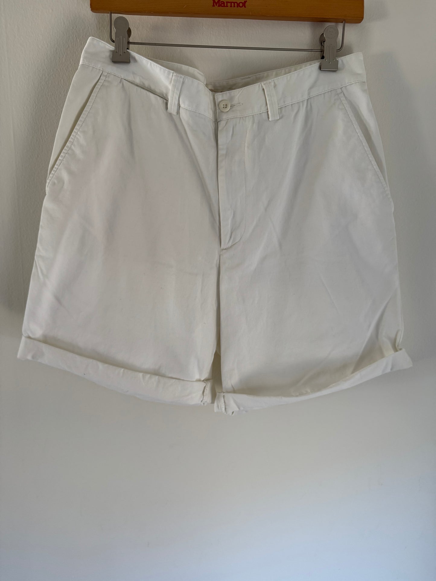 Parisian Signature Cotton Shorts in White