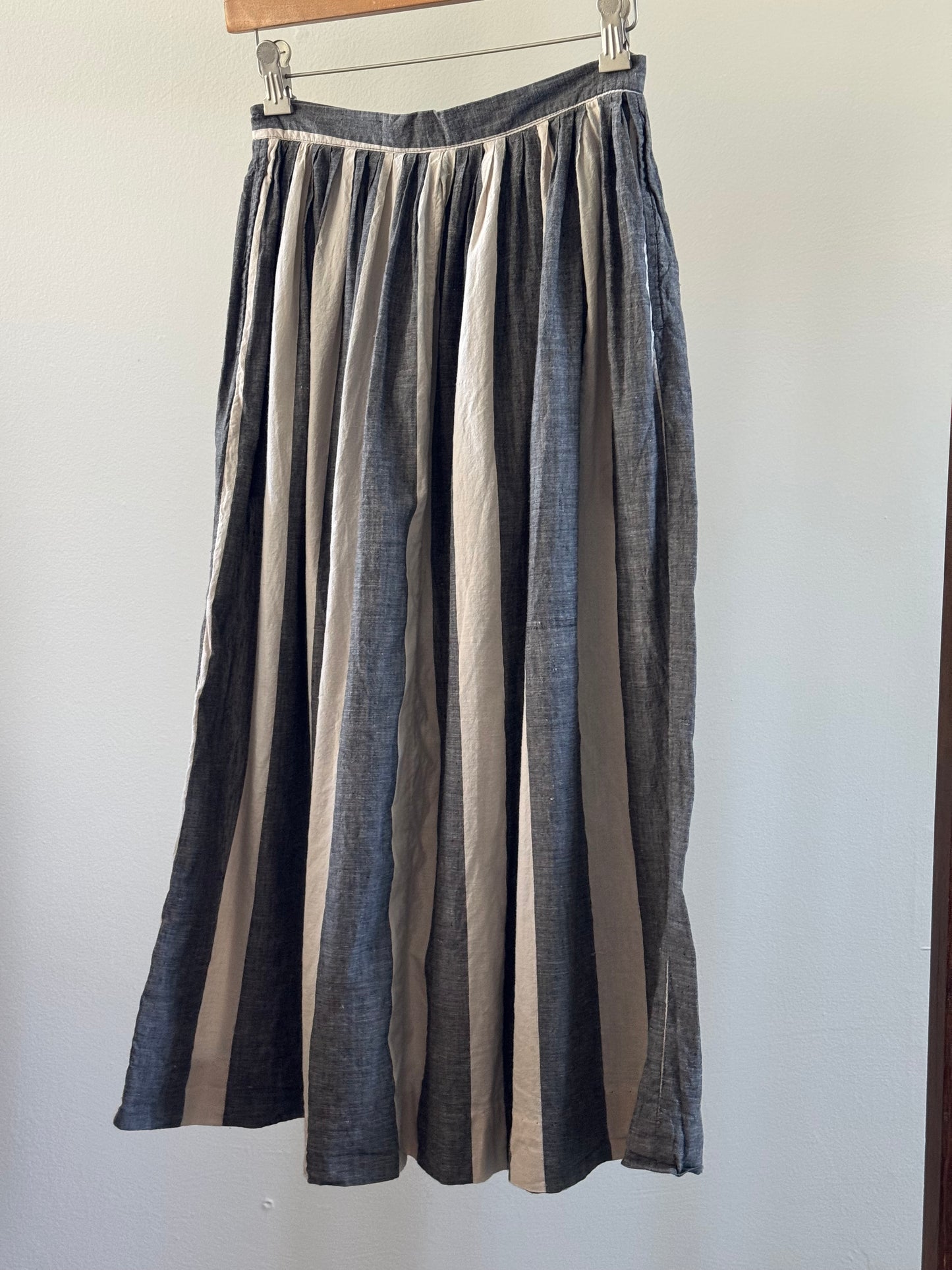 Vintage Cotton Stripe Full Skirt in Grey and White