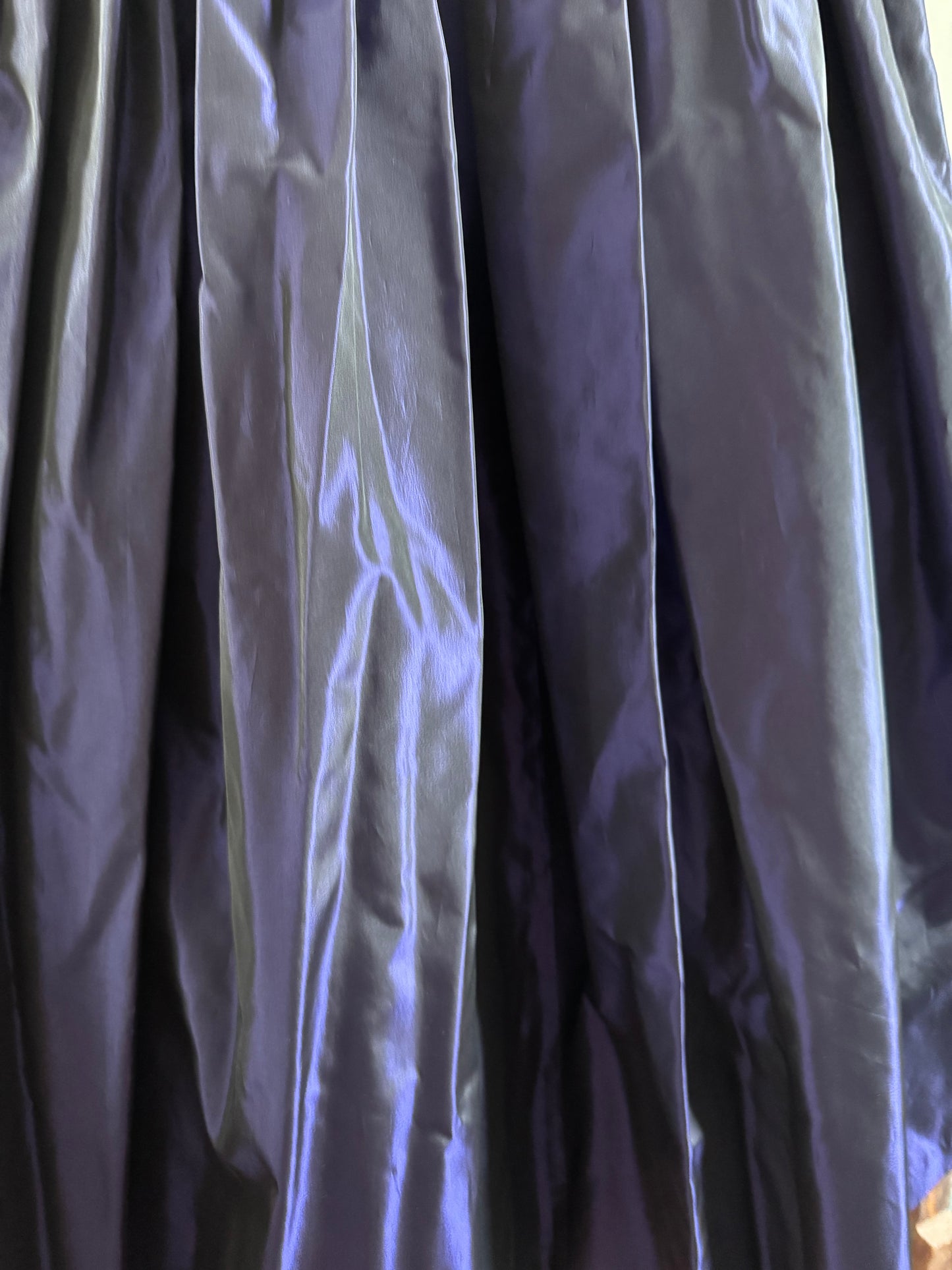 Reclaimed Irridescent Full Skirt in Purple