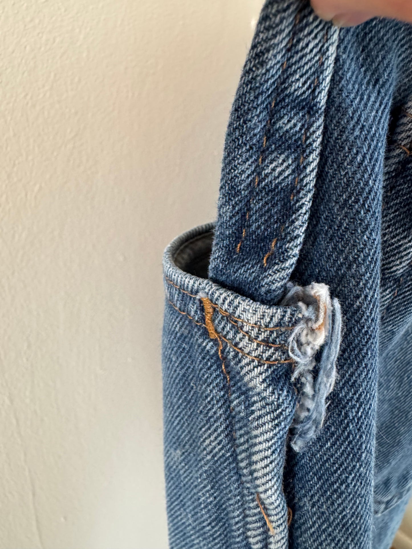 Reclaimed Rustler Jean in Medium Blue