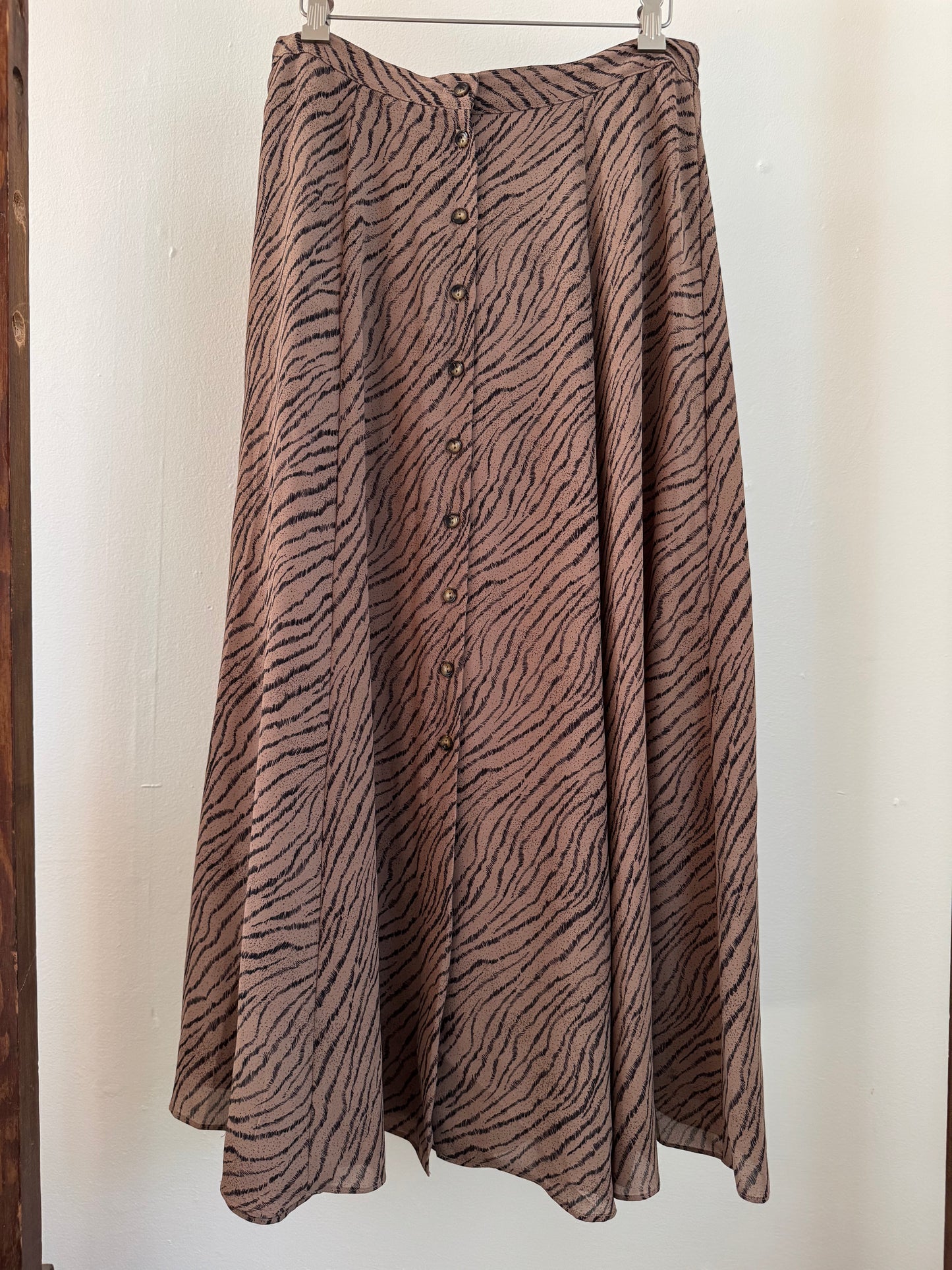Vintage NY Gard Animal Print Long Swing Skirt in Nouget