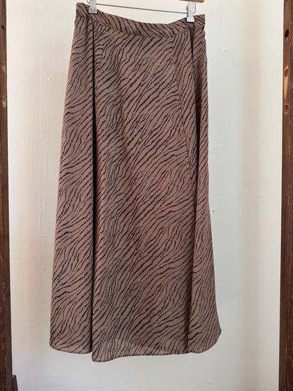 Vintage NY Gard Animal Print Long Swing Skirt in Nouget