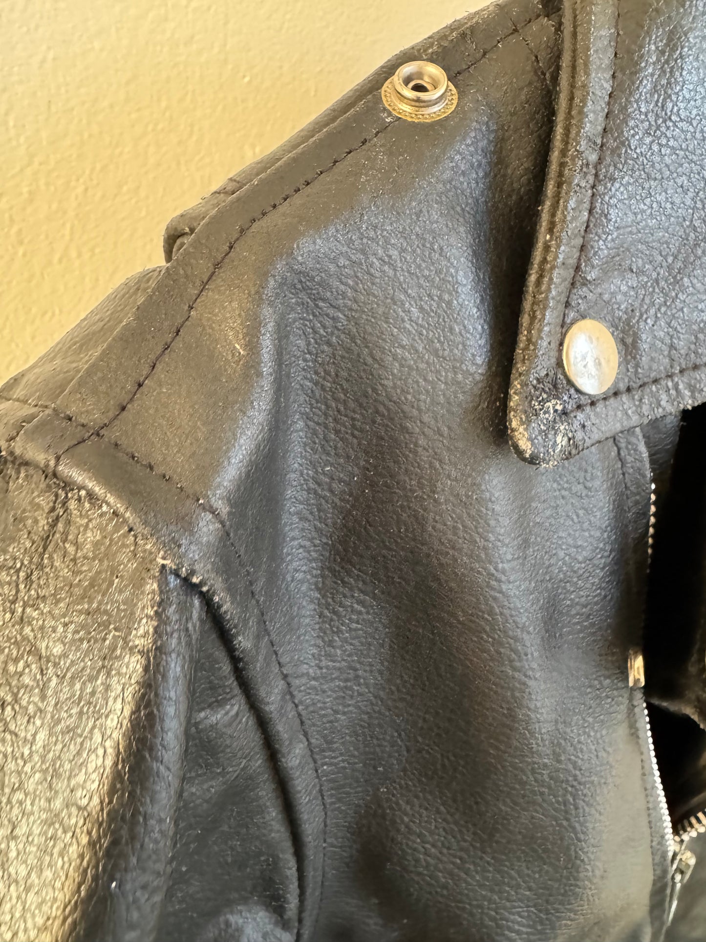 Vintage Leather Biker Jacket in Distressed Black