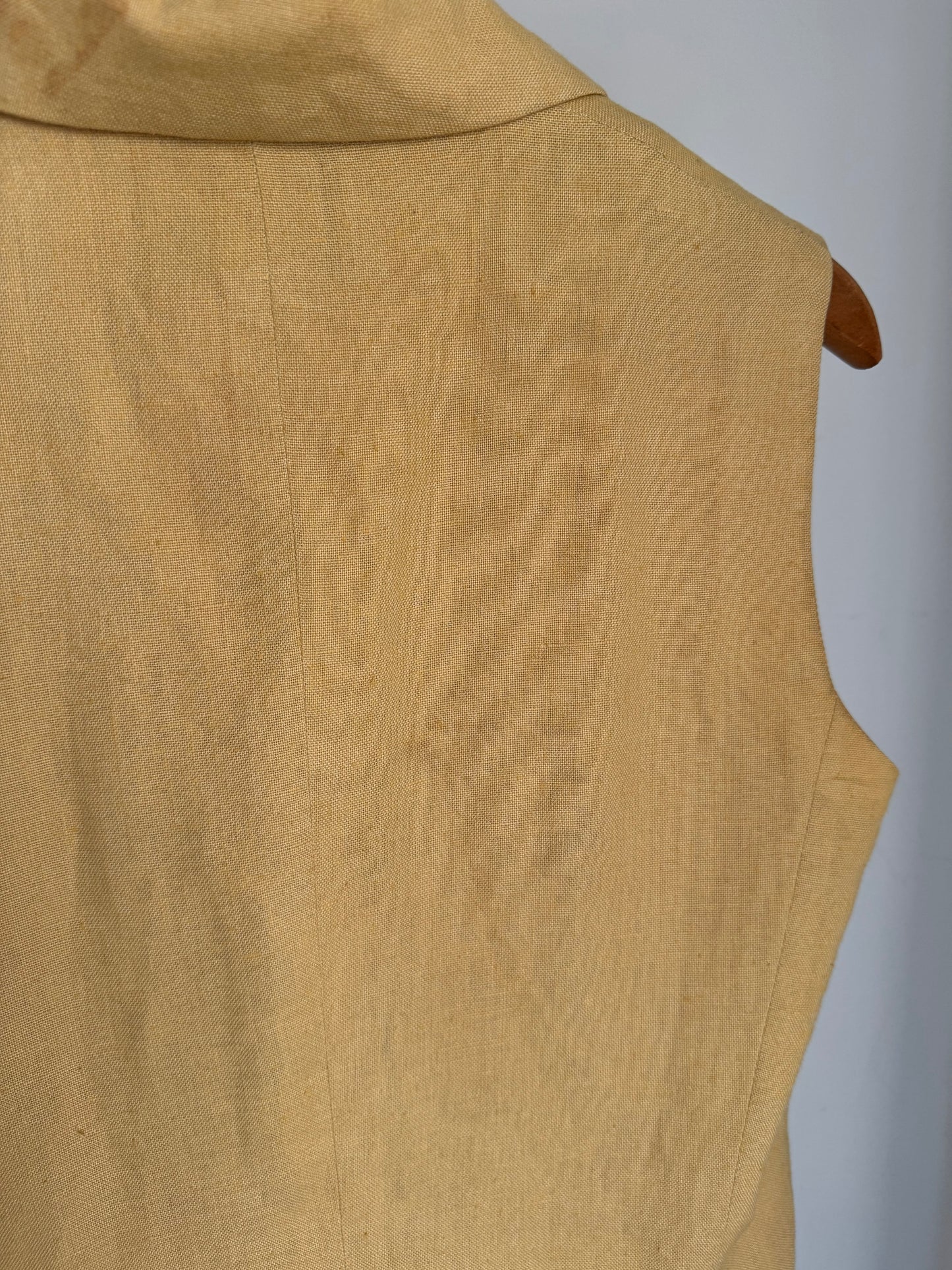 Vintage Express Linen/Cotton Blend Vest in Mustard